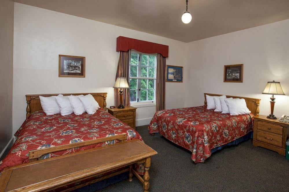 Motel Lake Mcdonald West Glacier Exteriér fotografie